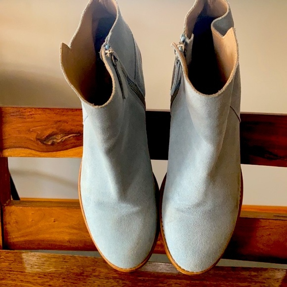 Zara Blue Suede 70s Inspired Ankle Boots